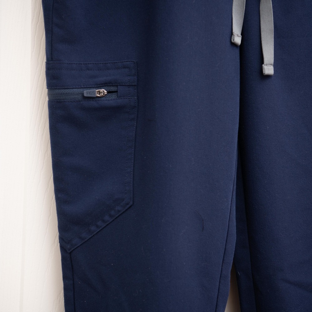 FIGS Jacket and Jogger Pants Technical Collection Scrubs Navy Blue Healthcare - Picture 9 of 11